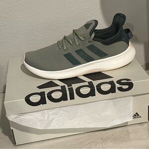 Adidas Green Athletic Shoes with Cushioned Sole